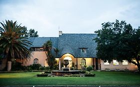 Scott'S Manor Guesthouse Function And Conference Venue